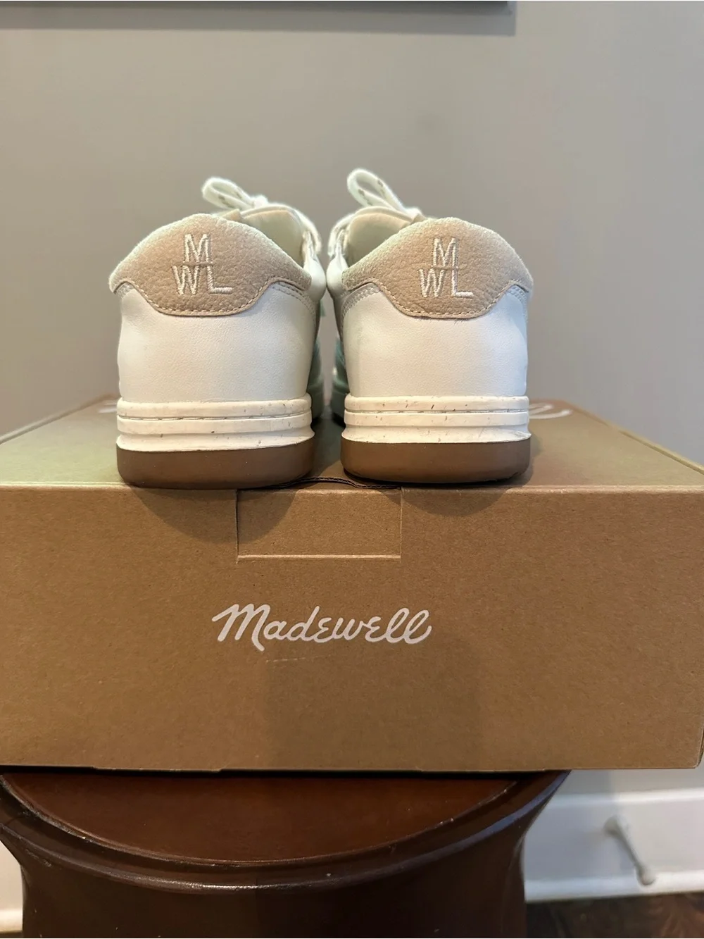 Madewell Court Low-Top Sneakers in Off-white Leather size 6.5